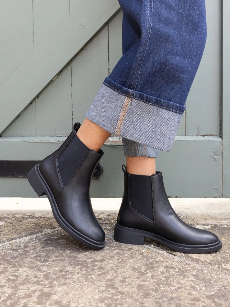 Zwart - Novo Dottie Flat Chelsea Ankle Boots