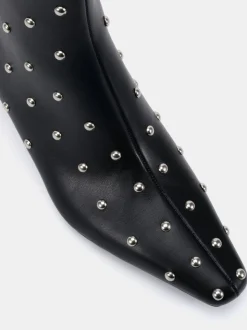 Zwart - Novo Wide Fit Kiki Studded Low Heel Ankle Boots