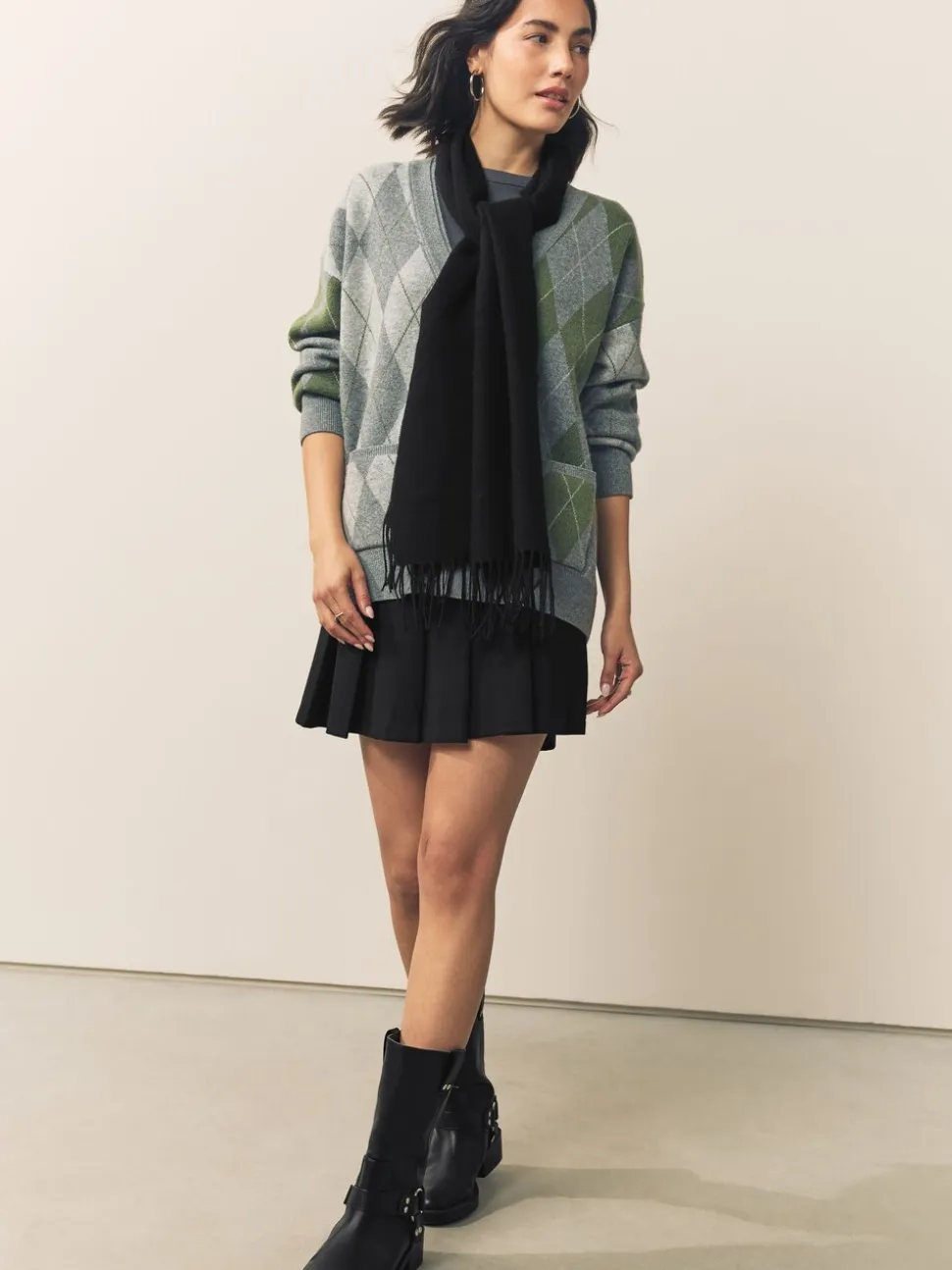 Zwart - Premium Made in Italy Midweight Scarf with Containing Wool