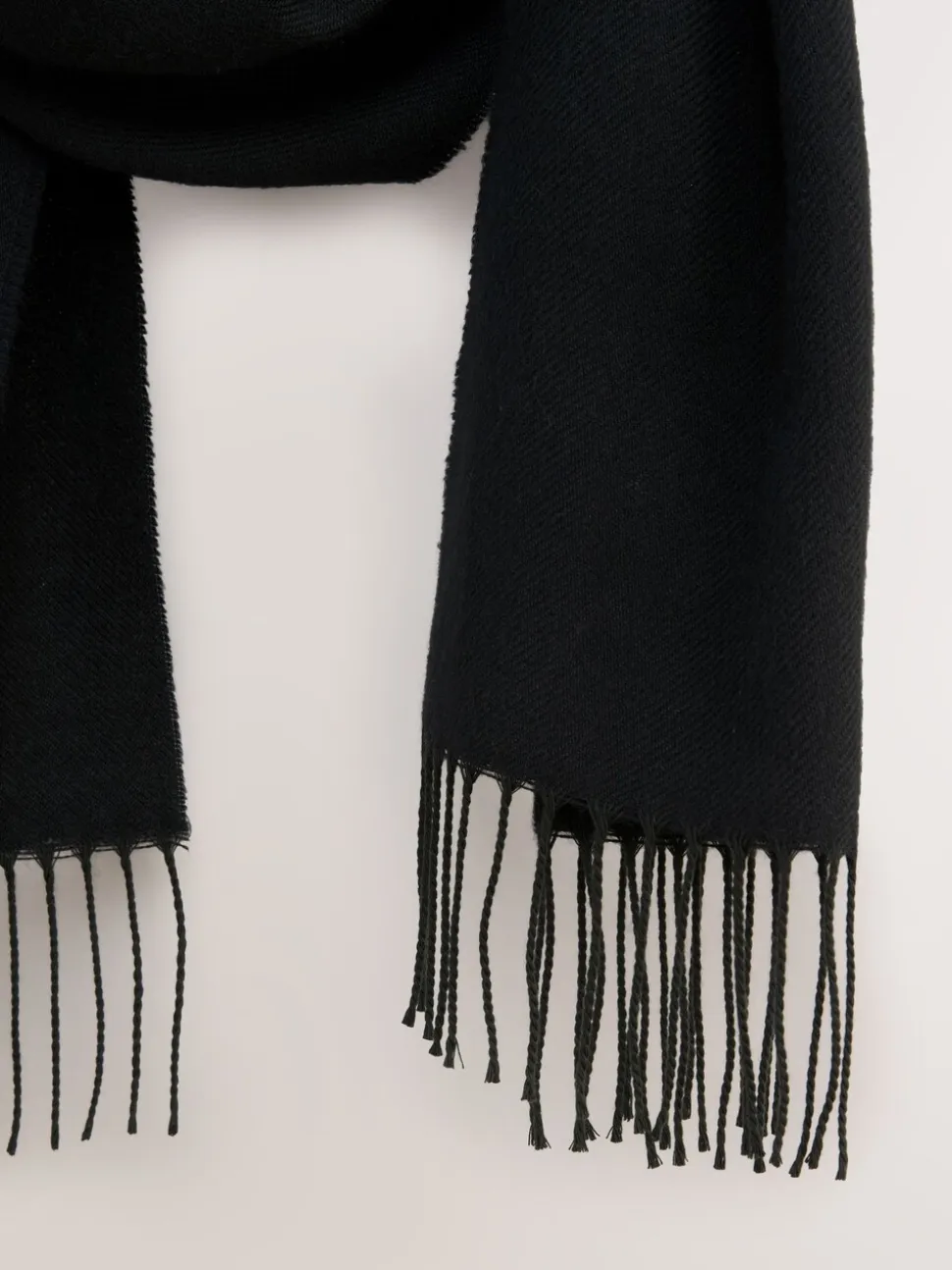 Zwart - Premium Made in Italy Midweight Scarf with Containing Wool