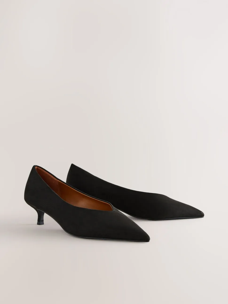 Zwart - Puntige lage naaldhakken schoenen