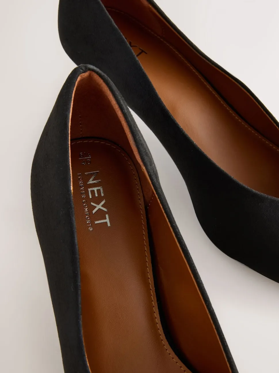 Zwart - Puntige lage naaldhakken schoenen