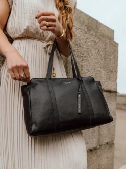 Zwart - Pure Luxuries London Olney Leather Handbag