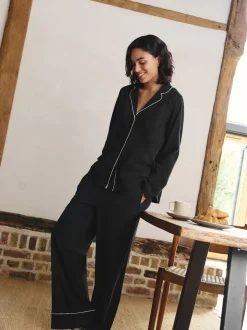 Zwart - Pyjama met knopen en jerseystof