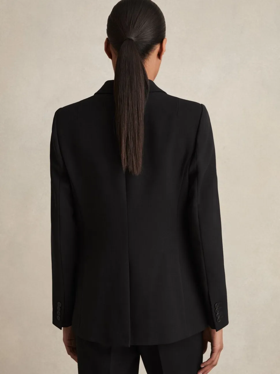 Zwart - Reiss Gabi maatsnit-kostuumblazer met enkele knoopsluiting