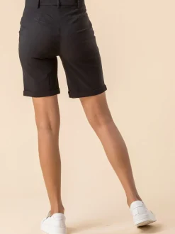 Zwart - Roman stretch short met omgeslagen zoom