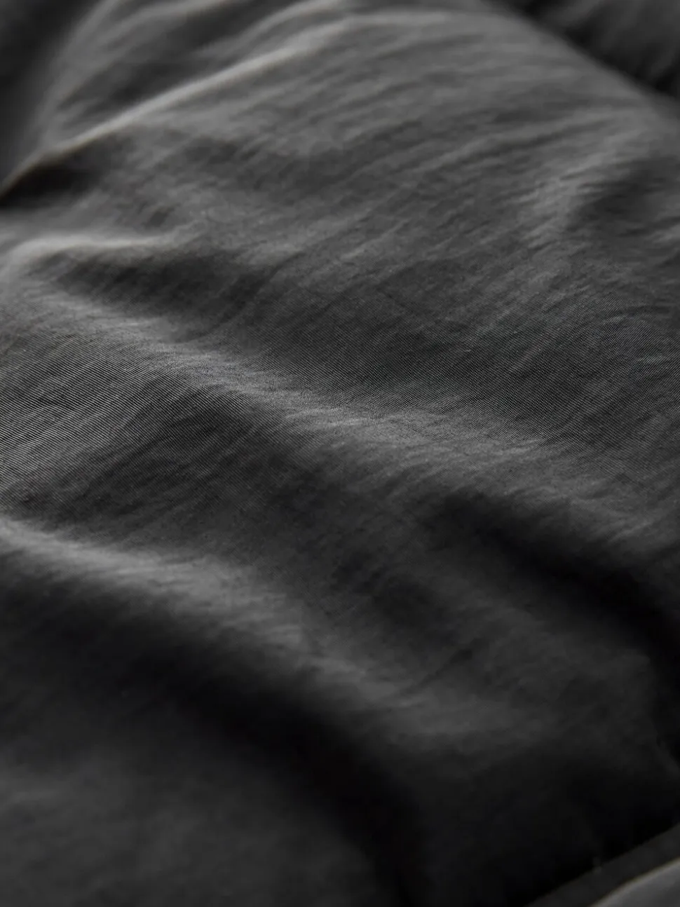 Zwart - Shower Resistant Mid Length Padded Coat