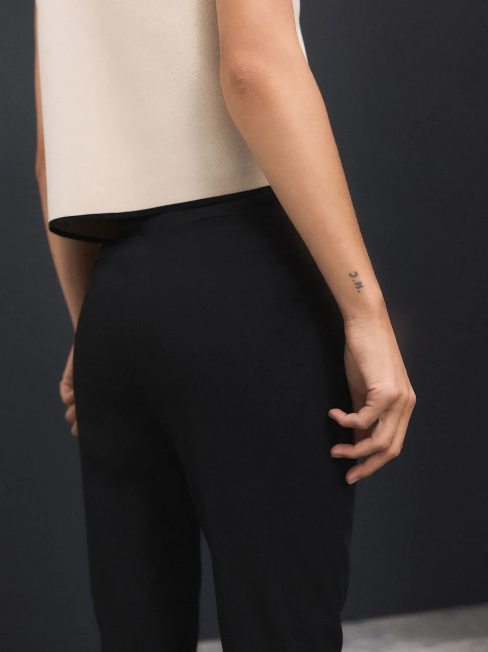 Zwart - Skinny getailleerde broek