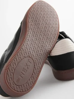 Zwart - Sneaker met veters