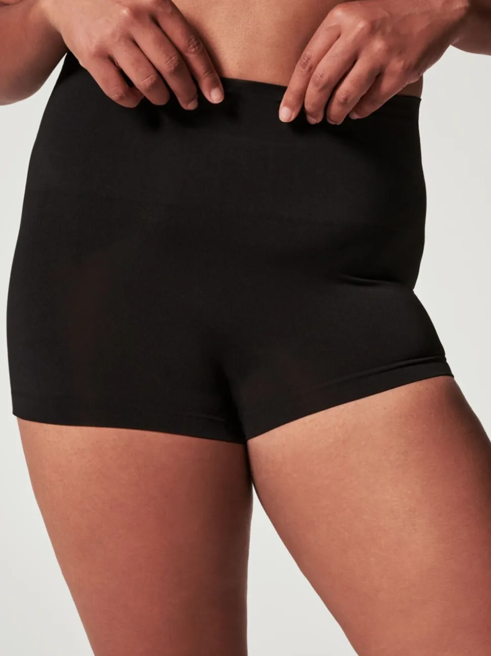Zwart - SPANXshape™ Extra Ordinary boy shorts