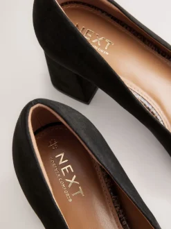 Zwart - Standard Chisel Toe Block Courts