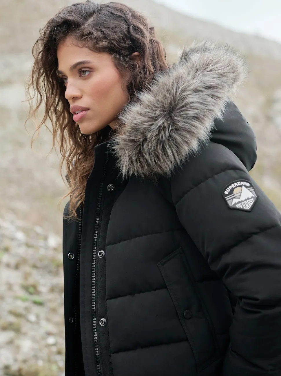 Zwart - Superdry Everest bomberjack met capuchon