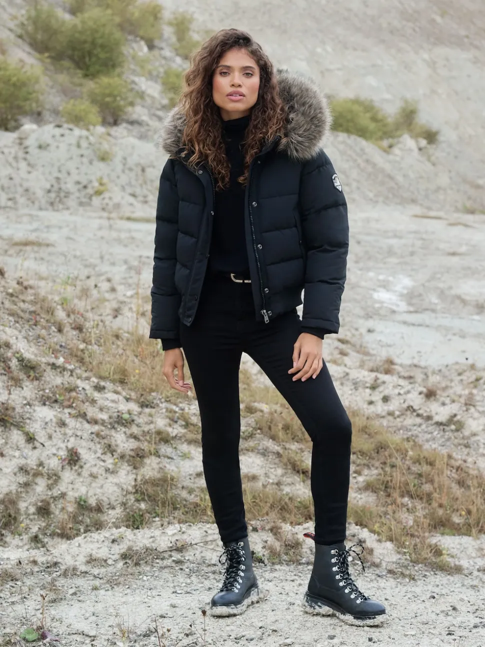 Zwart - Superdry Everest bomberjack met capuchon