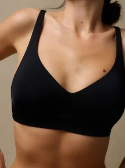 Zwart - Superzachte ultiem comfortabele bralette van microvezel in 4 -weg stretchy