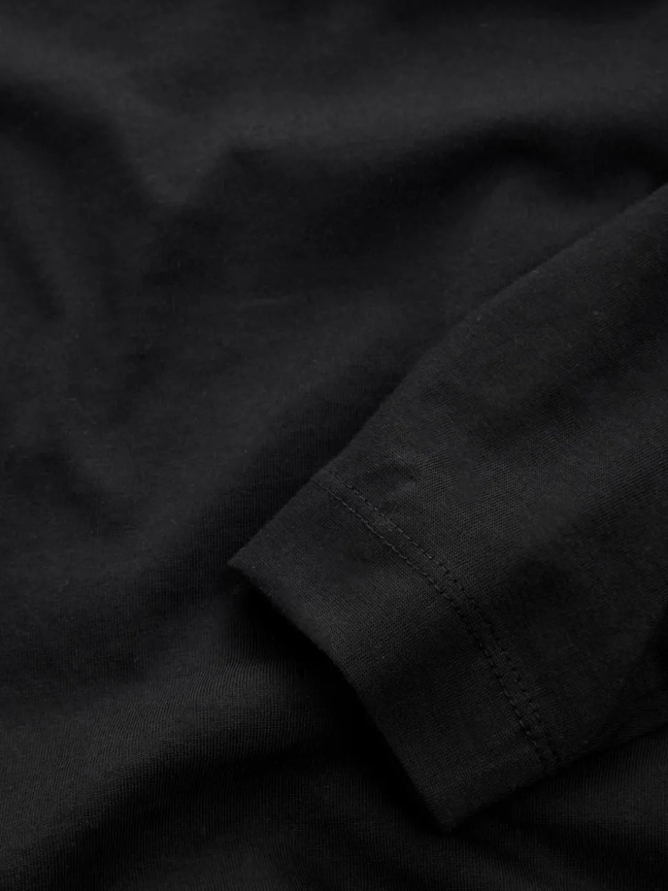 Zwart - T-shirt met lange mouwen en ronde hals