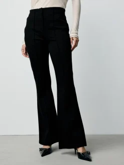 Zwart - Vormgevende bootcut-broeken