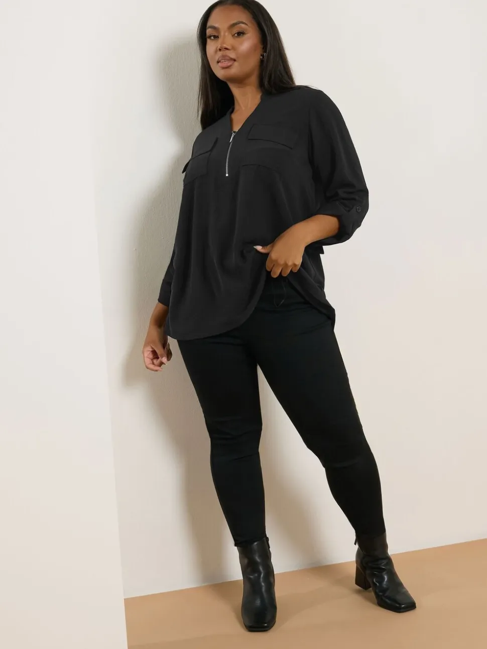 Zwart - Yours Curve Zip Notch Neck Blouse