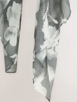 Zwart bloemenprint - Dunne plissé sjaal