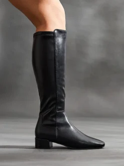 Zwart imitatieleer - Linzi Revolve Stretch High Leg Boot With Low Block Heel