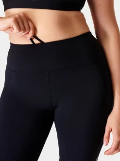 Zwart in lichte wassing - Sweaty Betty Power bikershort van 9