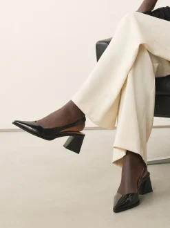 Zwart lak - Forever Comfort® Pointed Toe Slingback Block Heels