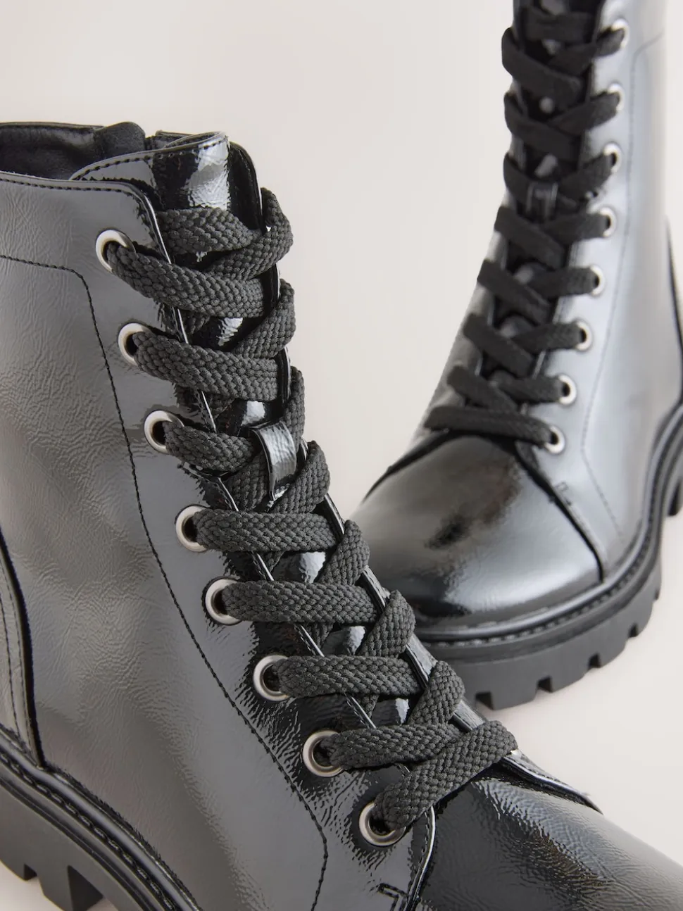 Zwart lak - Forever Comfort® veterlaarzen