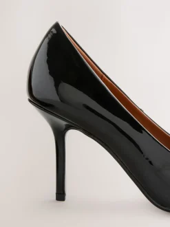 Zwart lak - Forever Comfort® Point Toe Court Heels