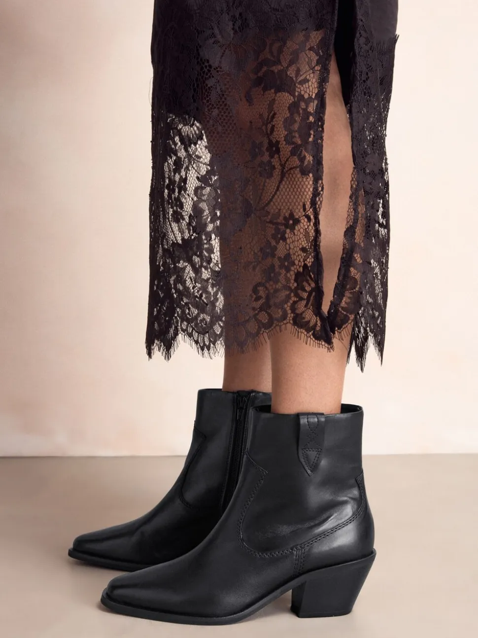 Zwart leer - Cowboy Block Heel Ankle Boots