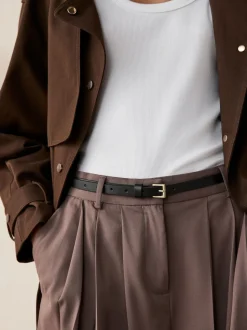 Zwart met goud - Smalle leren riem