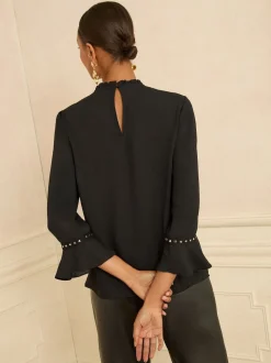 Zwart met hartjesprint - Love & Roses Hardware Detail Flute Sleeve Blouse