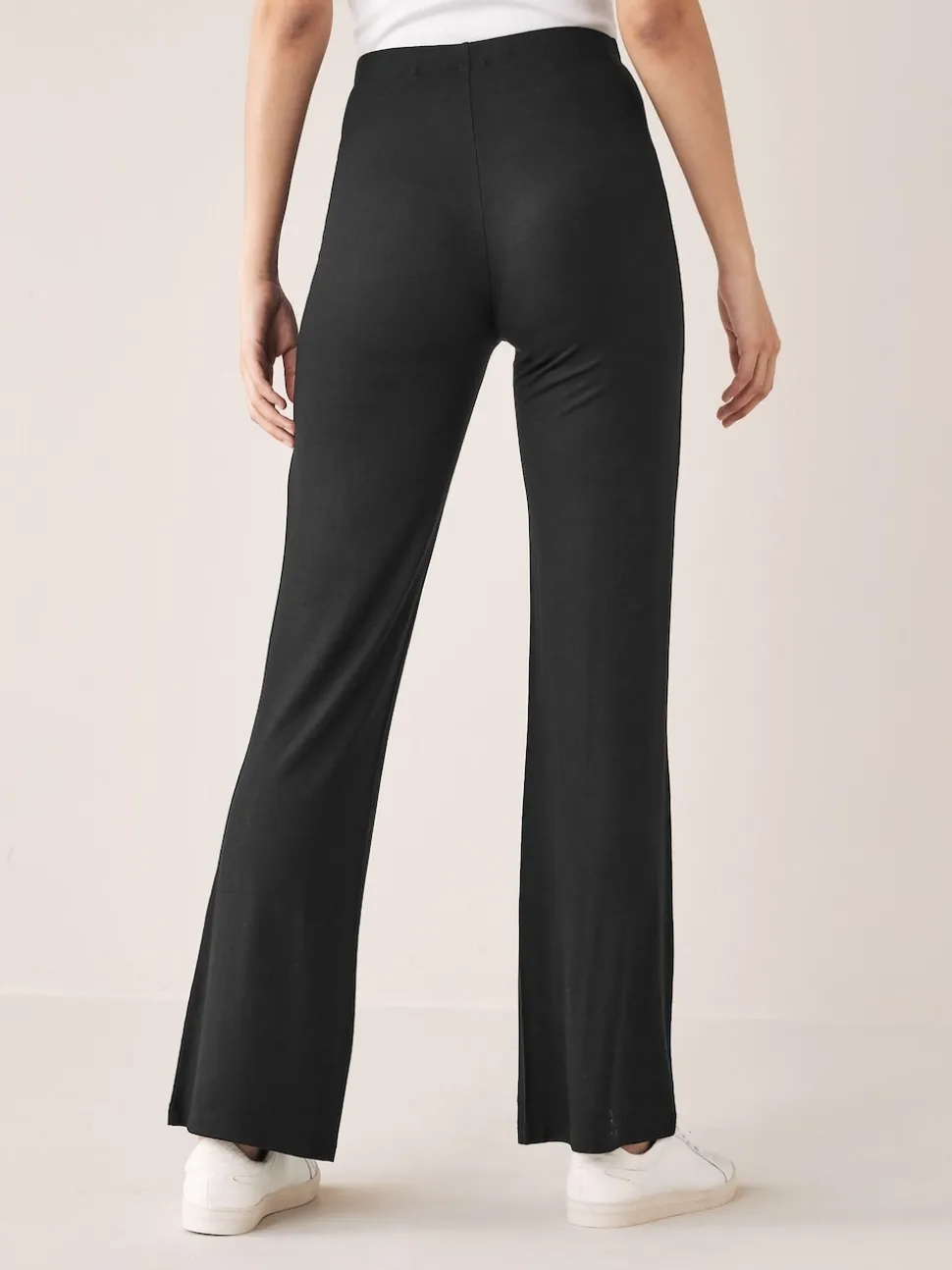 Zwart met uilopende pijpen - Next - Onverkorte legging