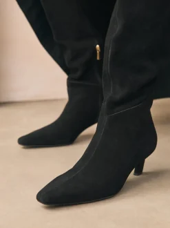 Zwart suède - Forever Comfort® Knee High Chisel Toe Heeled Boots