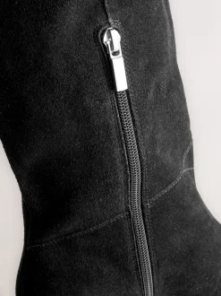 Zwart suède - Forever Comfort® Knee High Chisel Toe Heeled Boots