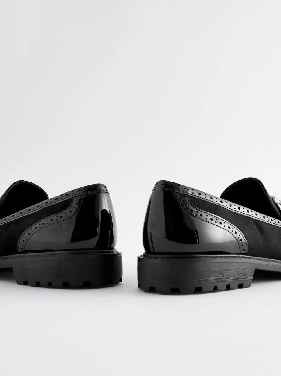 Zwarte mix - Loafers met dikke zool met profiel en kwastjes