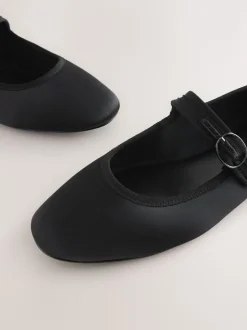 Zwarte satijn - Forever Comfort Round Toe Buckle Detail Mary Jane Shoes