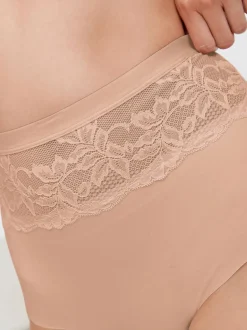 Zwart/huidskleurig - 2 Slipjes met licht buikcorrigerende hoge taille