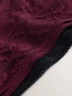 Zwart/paarsrood - All Over Lace Medium Flow Periode Knickers 2 Pack