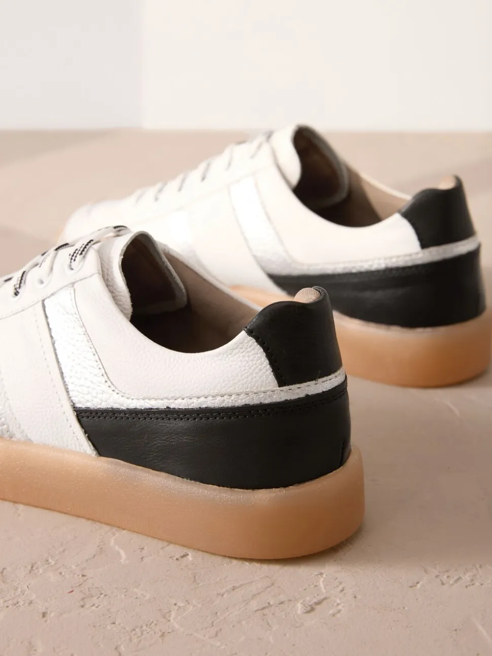 Zwart/wit - Signature Premium Leather Chunky Side Stripe Lace Up Trainers